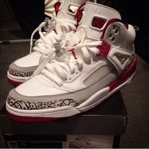 Air Jordan spizikes