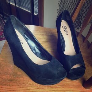 Black suede wedges