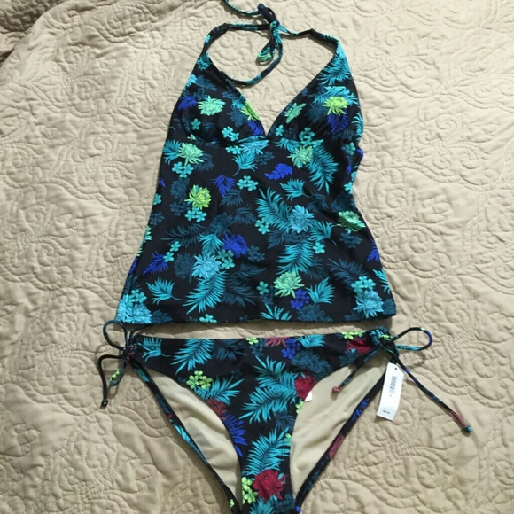 Gap tankini bathing suit