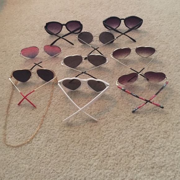 Sunglasses ✌🏼️SOLD - Picture 3 of 3