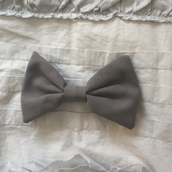 American Apparel Gray Hair Bow Clip