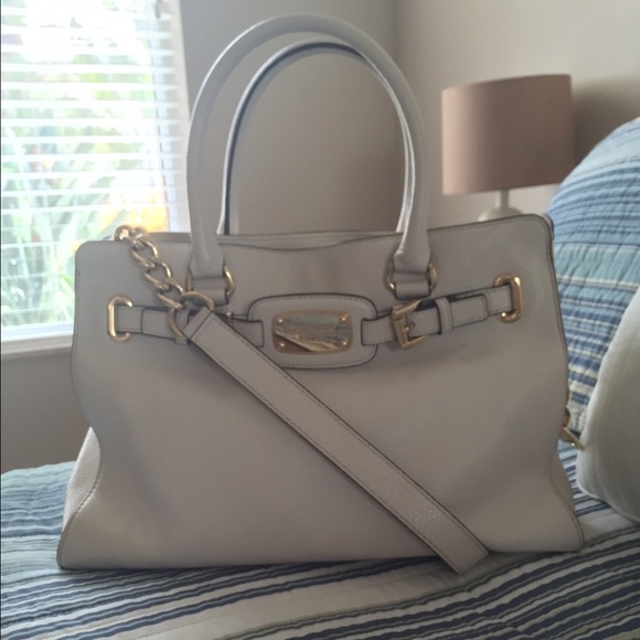 Michael Kors Handbags - 💥SOLD💥 Michael Kors Hamilton