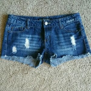 Freyed jean shorts