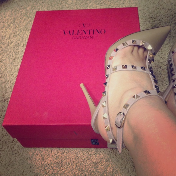 I'm in love!!!!😍JUST SHARING! ❤️❤️👠👠