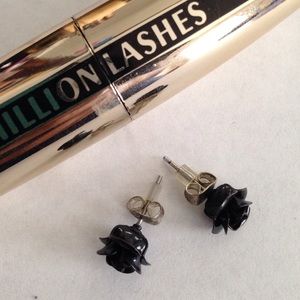 Black Rose Earrings.