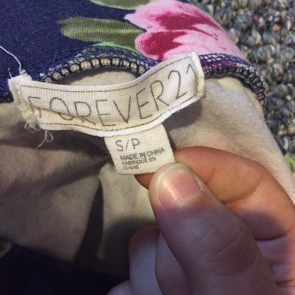 Navy blue floral pencil skirt - Picture 2 of 2