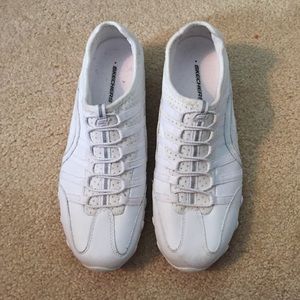 NWOT white slip on sketchers