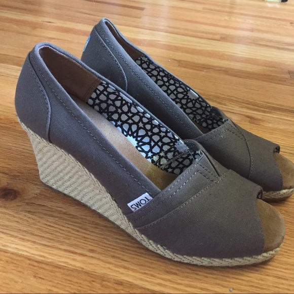 Grey Tom Wedges