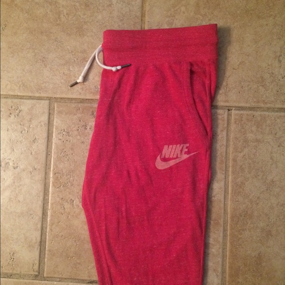 Nike Capri Sweats NWOT