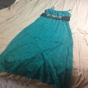 Full length dress with belt