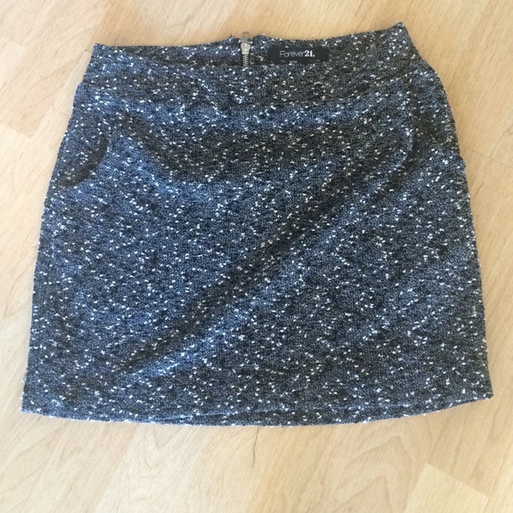 Forever 21 Grey Black and White Skirt - Picture 1 of 4