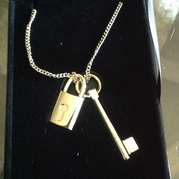 Victoria's Secret necklace