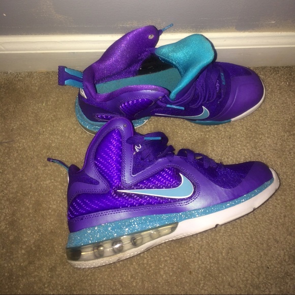 Lebron 9 Hornet - Picture 4 of 4