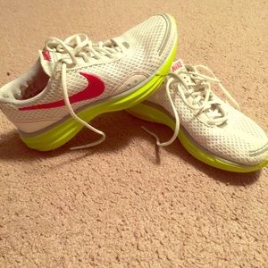 🌟SALE🌟 Nike women Lunar Trainer (LunarLite)