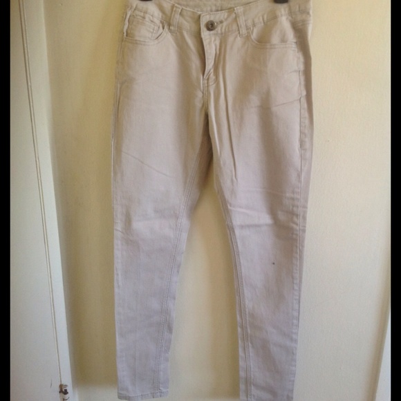 Khaki skinny jean