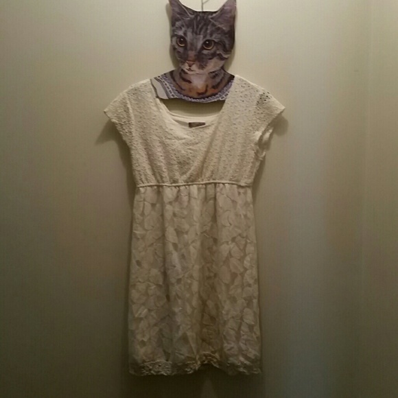 Boho White dress - Picture 1 of 3