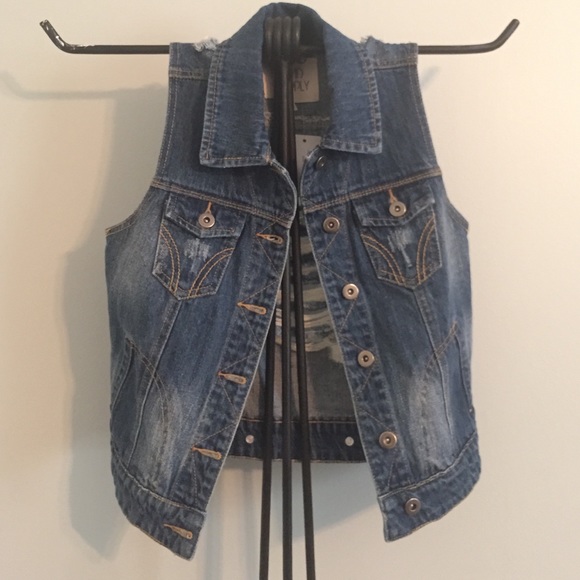 brand new, never worn American threads Jean vest