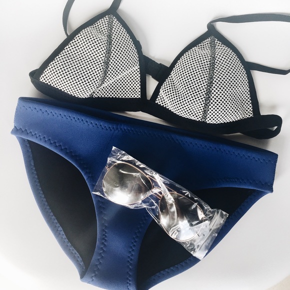 Triangl Bikini !