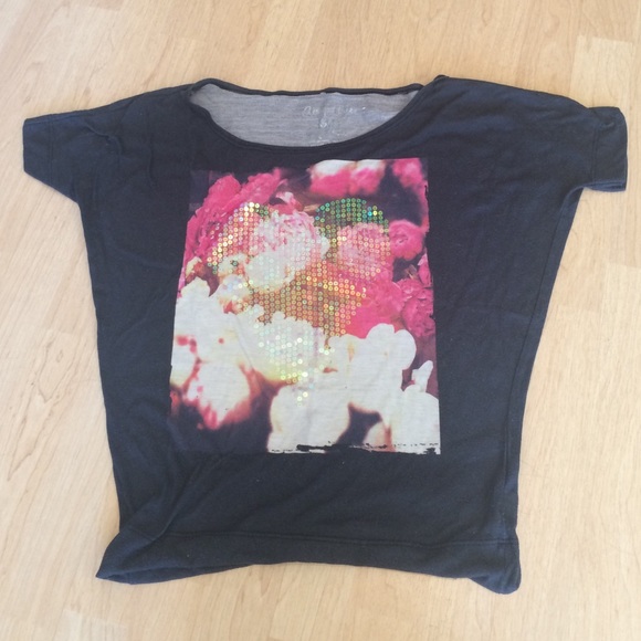 Aeropostale graphic tee