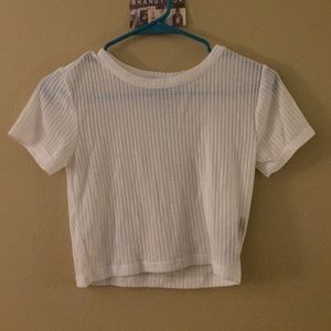 White ribbed crop top🌸