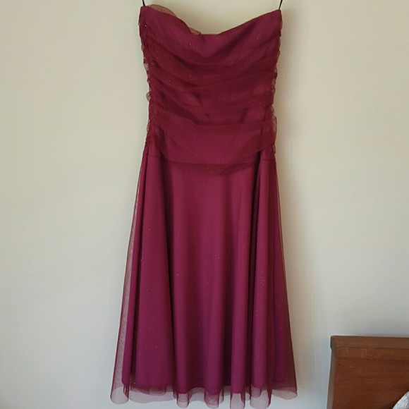 Kiki maroon sleeveless dress - Picture 2 of 4