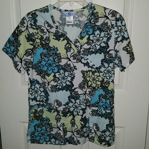 Small Scrub top