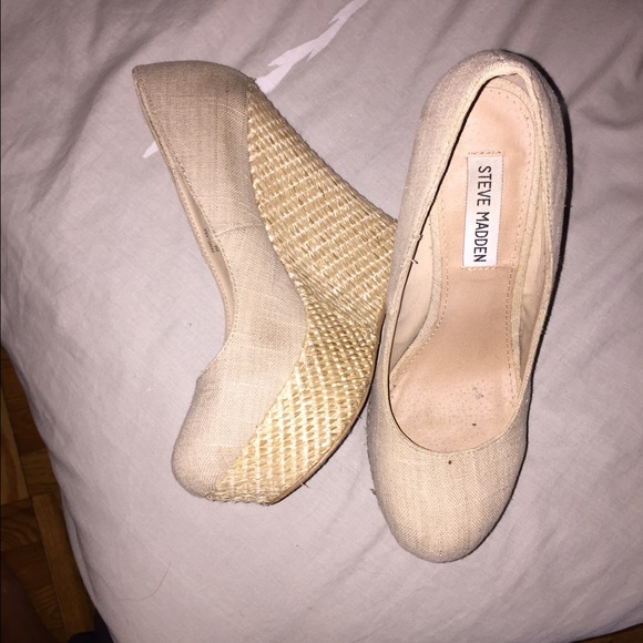 STEVE MADDEN WEDGE ESPADRILLES