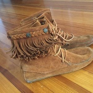 Minnetonka fringe booties