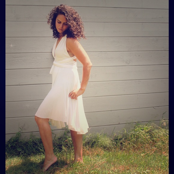 Tart Dresses & Skirts - NWOT Tart White Jersey Halter Dress