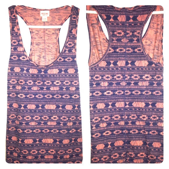 ✨TARGET HALTER TOP✨