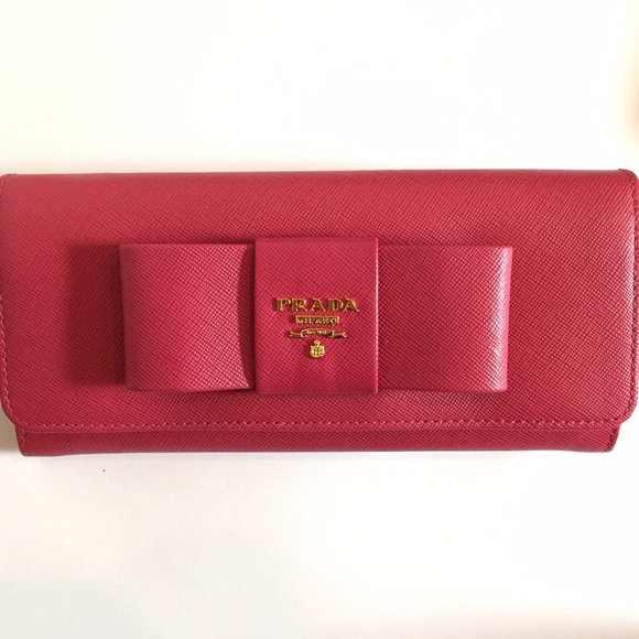 authentic Prada pink bowy wallet - Picture 3 of 7