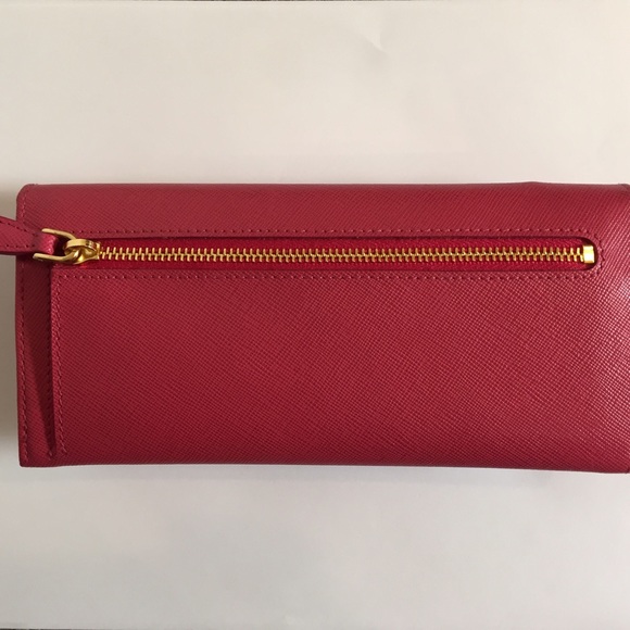 authentic Prada pink bowy wallet - Picture 4 of 7