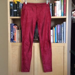Hue red corduroy stretch leggings