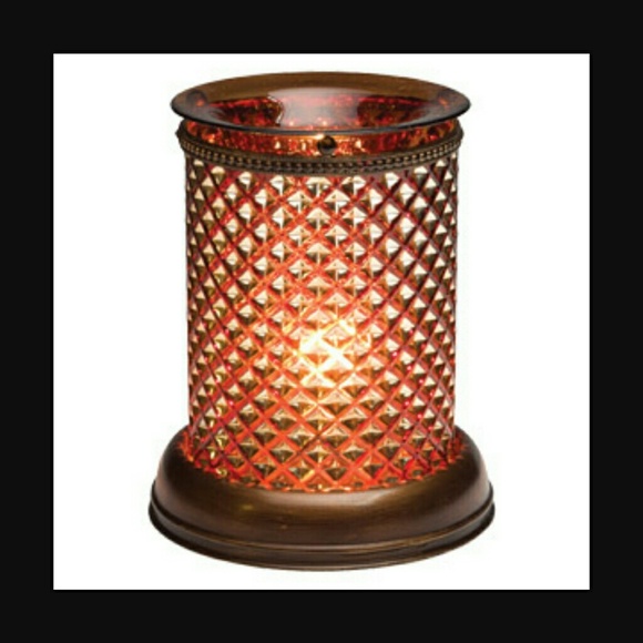 scentsy Other - Not selling...looking to buy