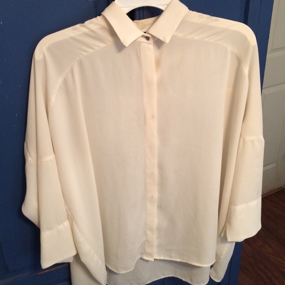 Zara cream 3/4 length sleeve blouse