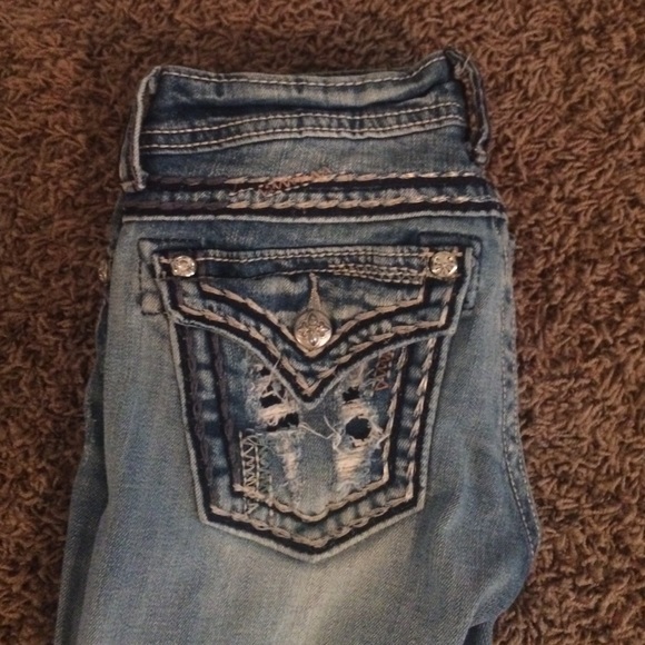 Miss Me cuffed capris