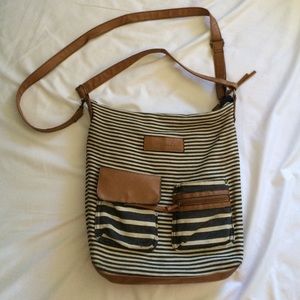 American Eagle bag