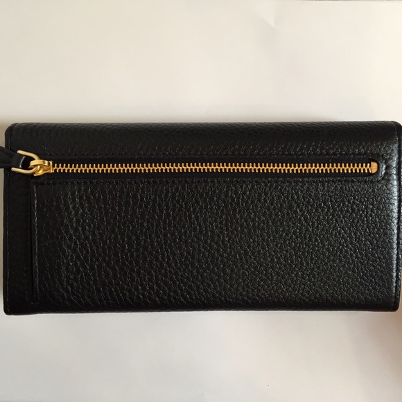 ❌❌ SOLD ❌❌ Authentic Prada wallet - Picture 2 of 4