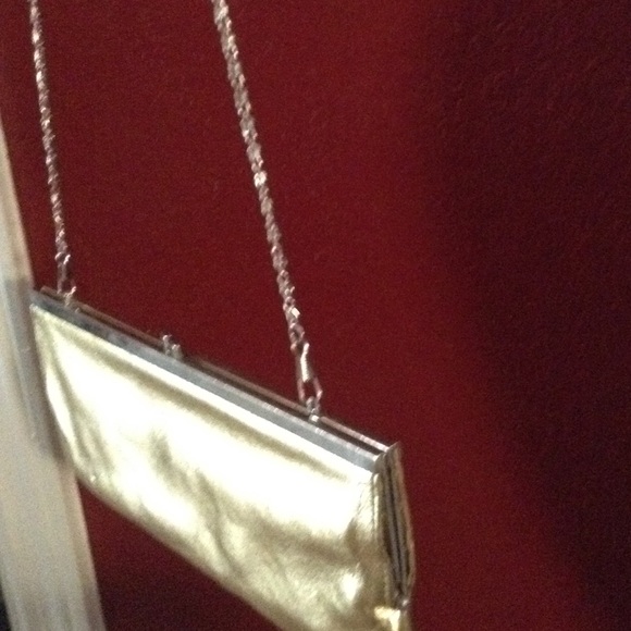 Purse - Picture 2 of 3