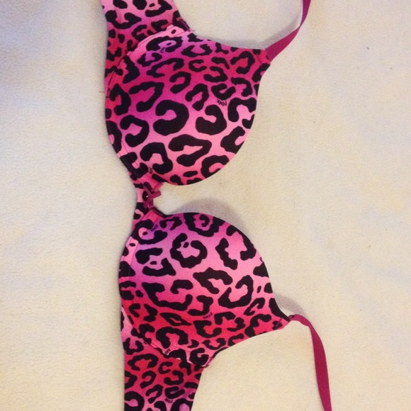 PINK Victoria's Secret Push-up Bra