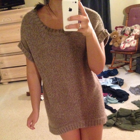 Light brown wool tunic