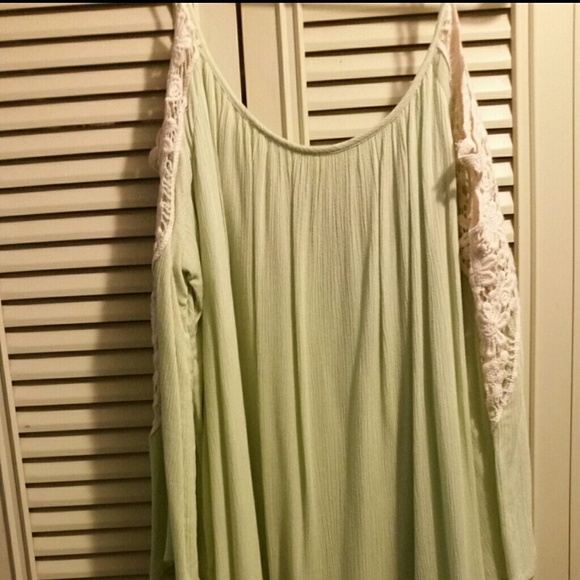 Green Lace Francescas Dress - Picture 3 of 4