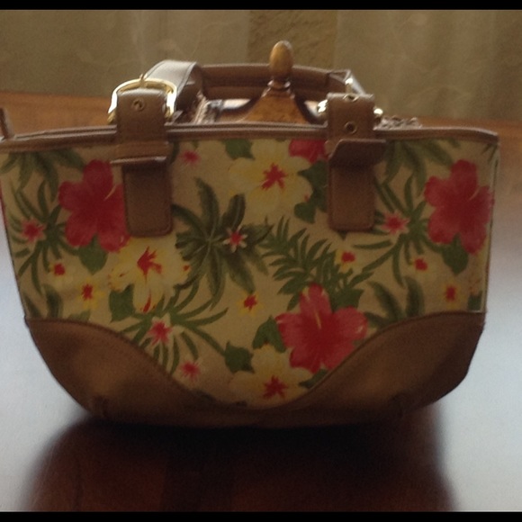 Purse - Picture 2 of 2