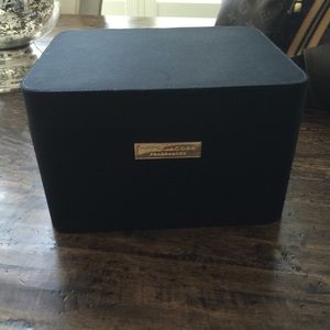 Marc Jacobs box
