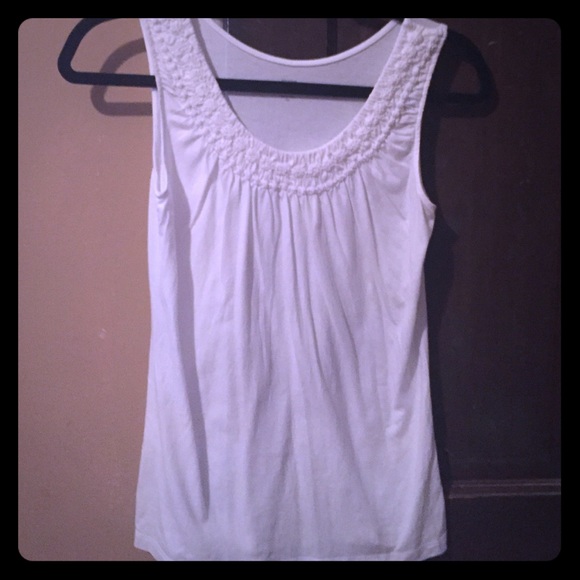 White tank from the loft - Picture 1 of 1