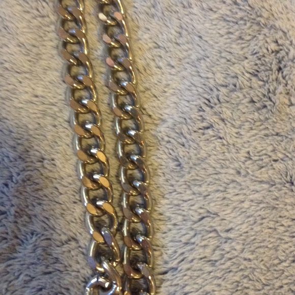 Anchor necklace - Picture 2 of 3