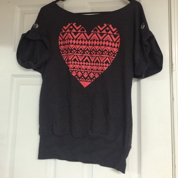 Cute heart top MAKE AN OFFER