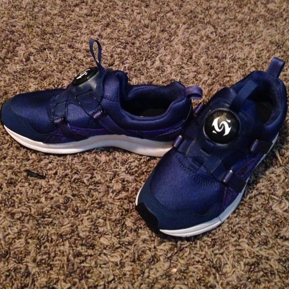 New Navy Blue Disc Puma
