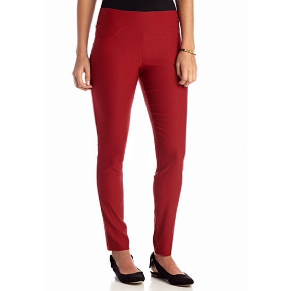 NWT Charlie Pull On Wine Colored Pants Size XS
