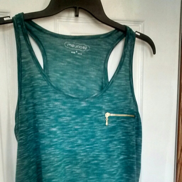 Maurices top